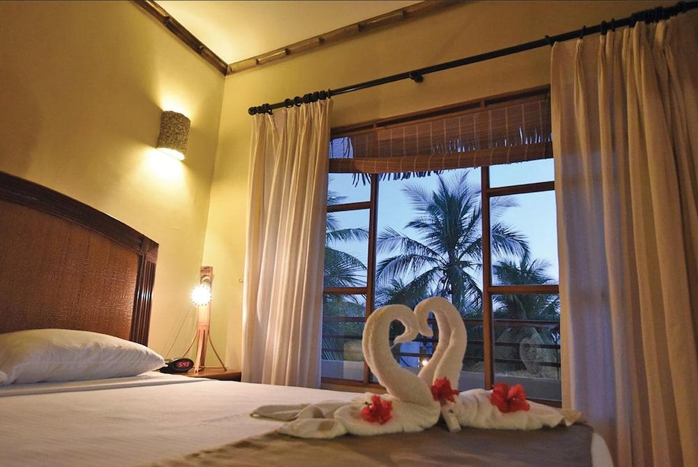 Hotel Canciones Del Mar - Beachfront Jacó Exterior foto