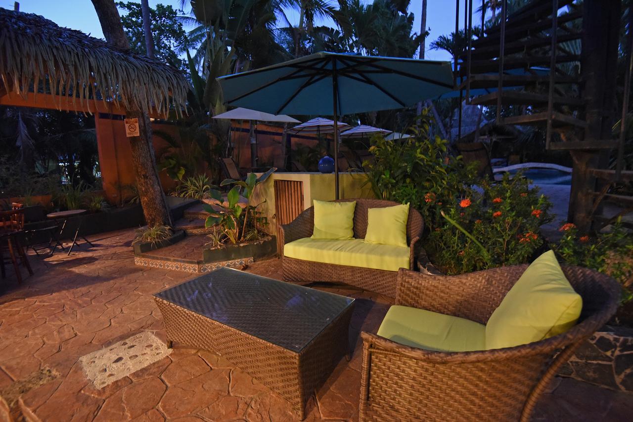 Hotel Canciones Del Mar - Beachfront Jacó Exterior foto